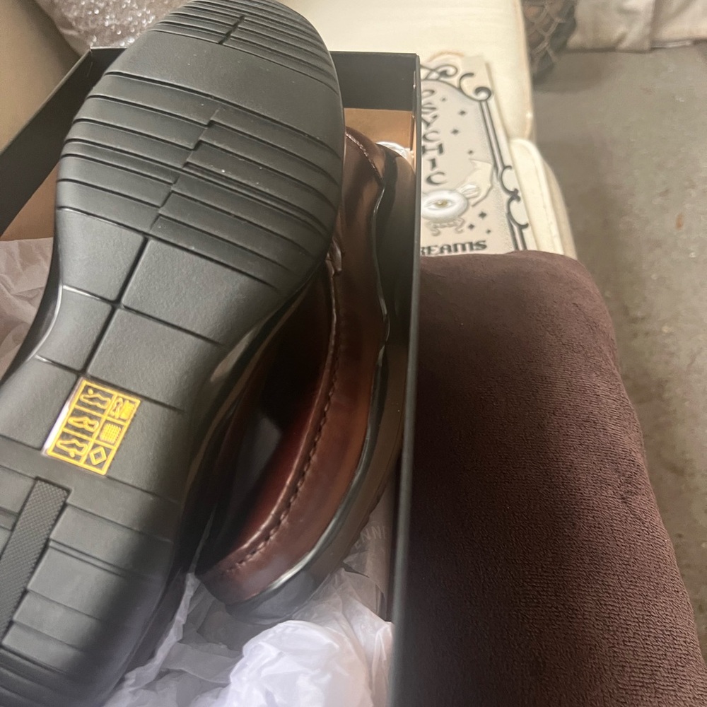 Kenneth Cole shoes, new, men’s size 7